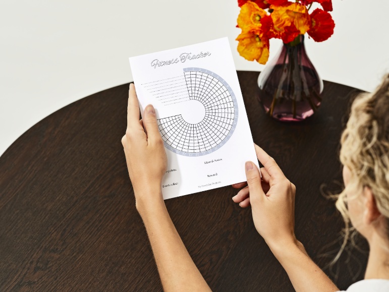 Stay Fit with Our Fitness Tracker! (+ Free Downloadable PDFs)
